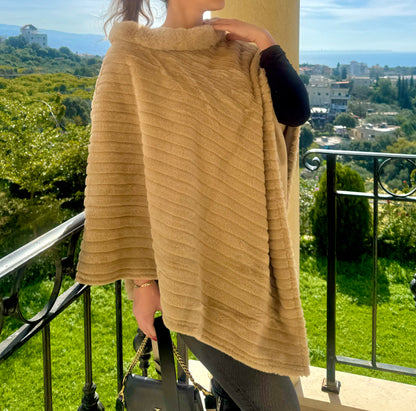 Cape in Beige